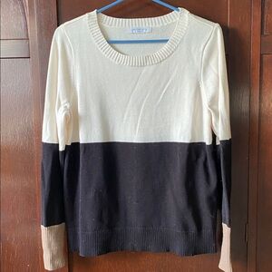 Liz Claiborne Black and Cream Colorblock Sweater